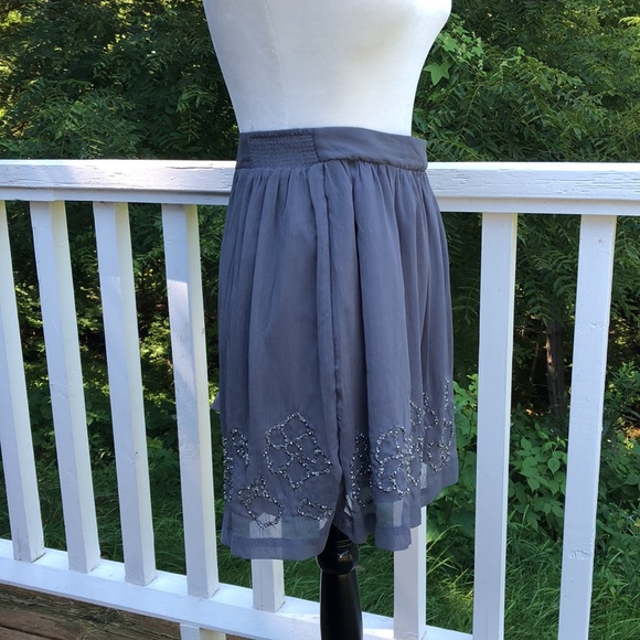 Jennifer Lopez Skirt size XL grey with gorgeous beading and fully lined - Picture 4 of 6